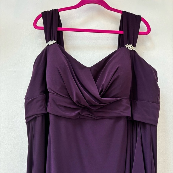 Betsy & Adam Sleeveless Draped Purple Evening Gown Rhinestone Accents 22W - Picture 4 of 13
